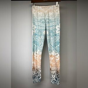 2018 Miss Hooters International Pageant Competitor Leggings